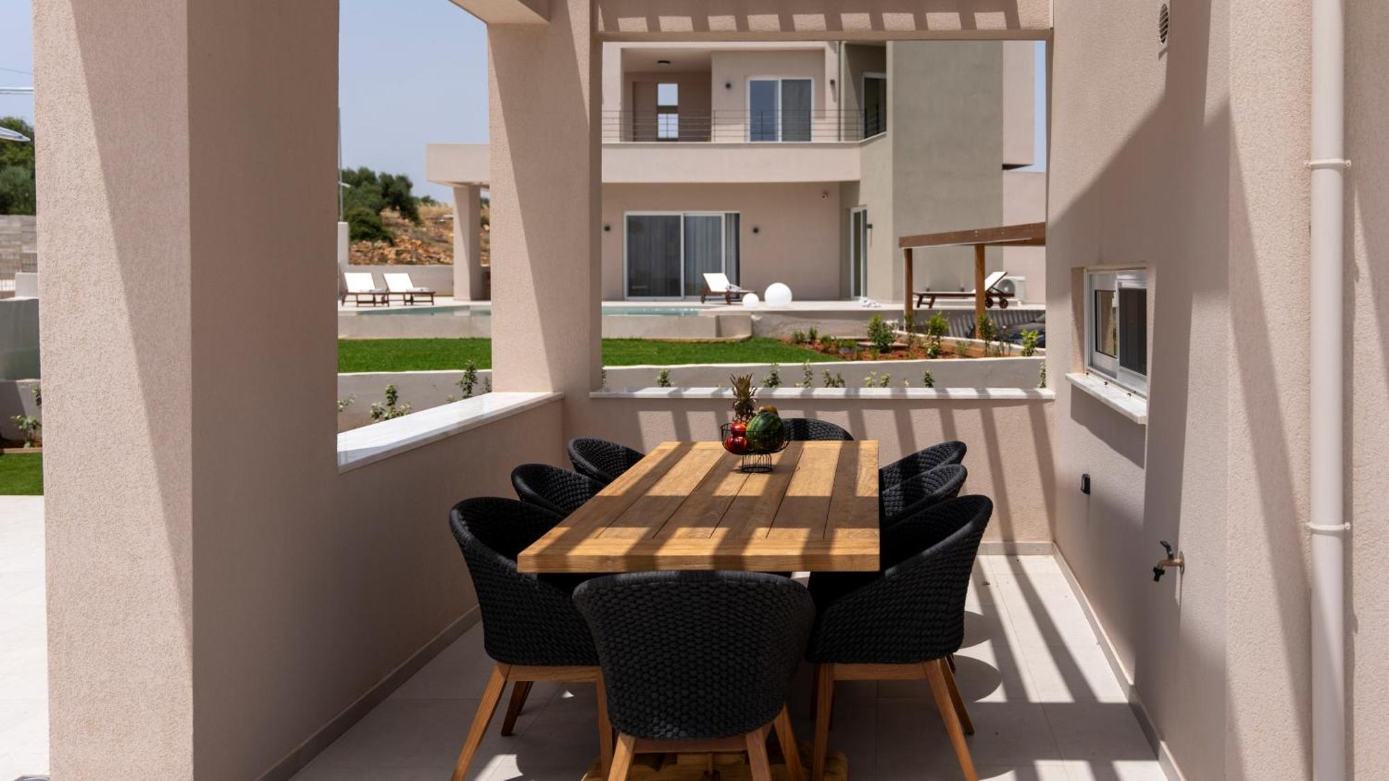 Blue Sky Villas Arkalochori Exterior photo